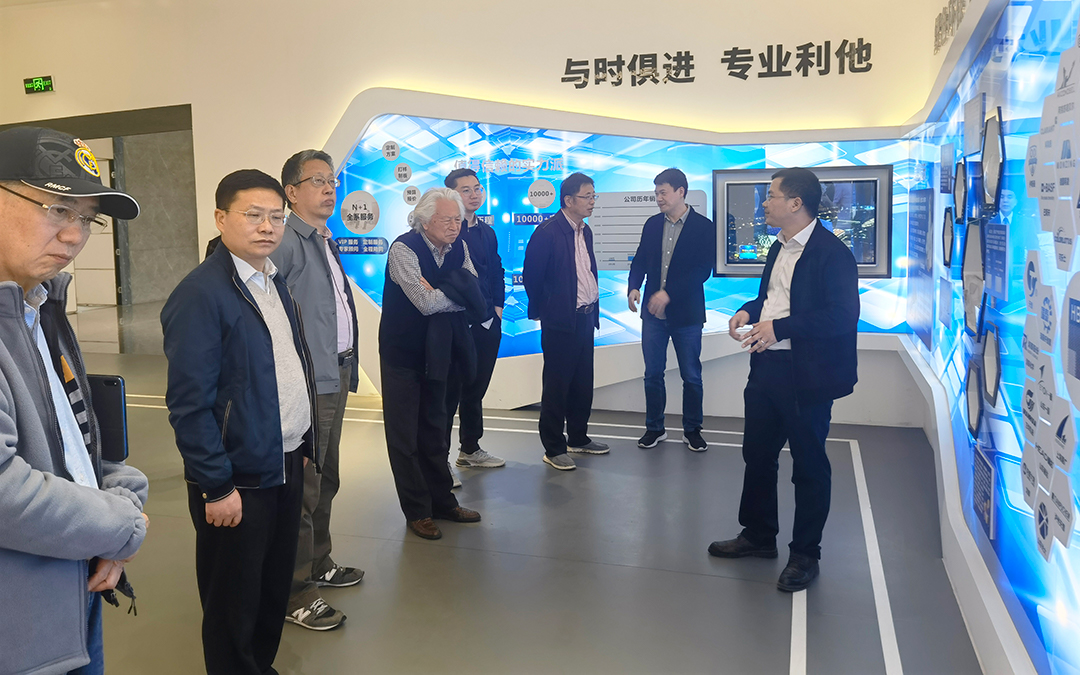 行业专家访问东升国际 行业专家访问东升国际